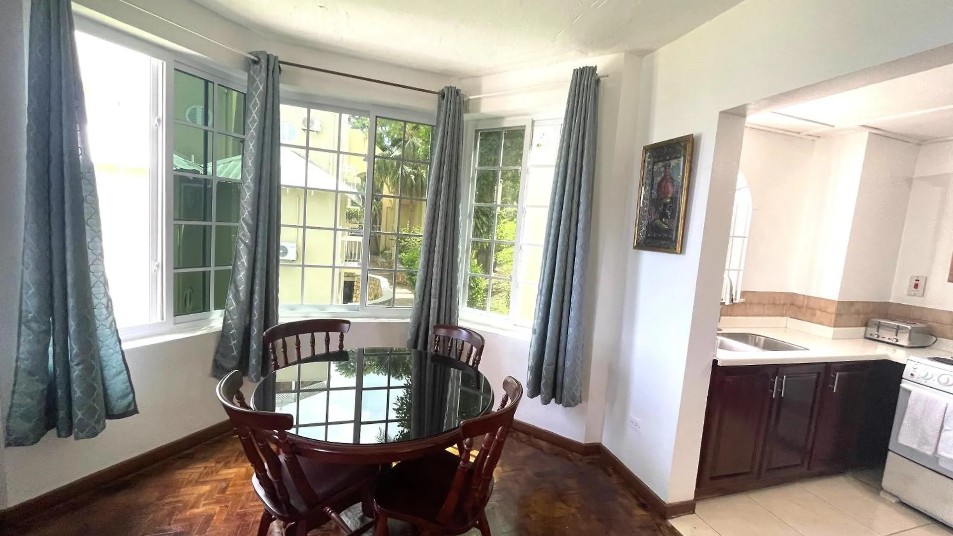 Apartamento Oceanbreeze Jamaica Penthouse, 7-Minute Walk To Beach Ocho Rios